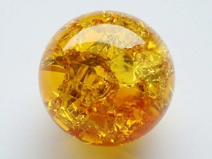 Kristallglaskugel 50 mm, goldgelb - Splittereffekt, oberfl.-eingef.