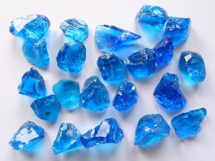 Glassteine ultramarin blau, ca. 20-40 mm