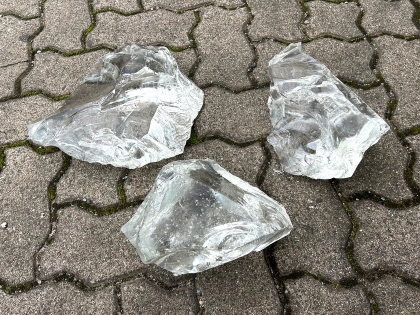 Glass rocks crystal 3 pieces