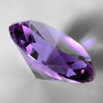 Crystal Glass Diamonds 40 mm Lilac | optically clean b-quality