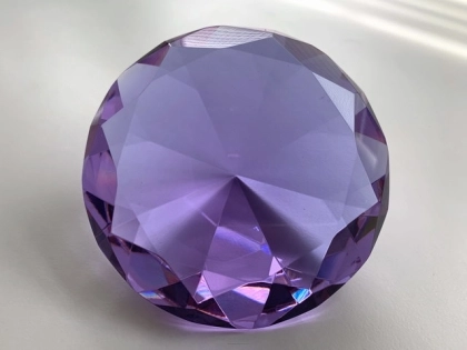Crystal Glass Diamonds 100 mm Purple front