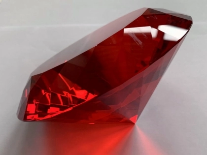 Crystal Glass Diamonds 150 mm Red