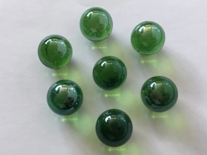 Glass Marbles 14 mm Green | Shimmering Surface | 1 Kg.