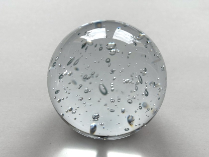 Kristallglaskugel 70 mm, klar mit Luftblasen