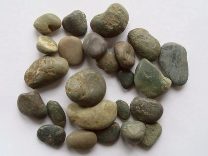 Pebble Stones Green polished 20-40 mm
