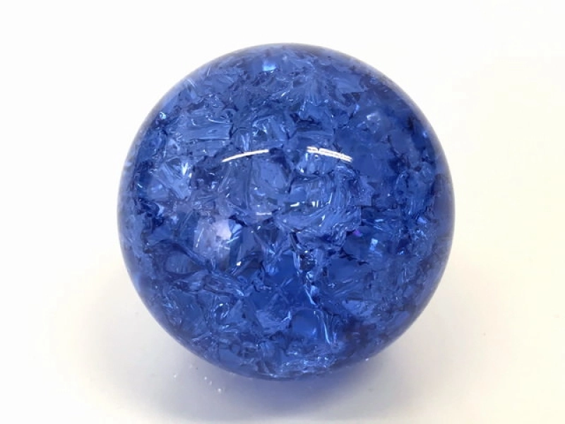 kristallglaskugel-70mm-blau-splittereffekt-oberflaecheneingefaerbt-1715