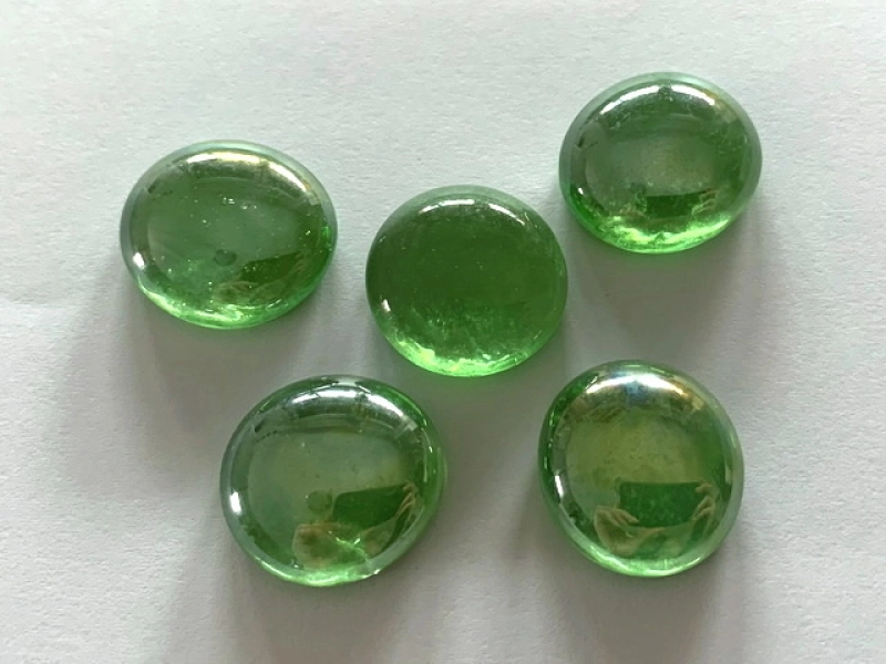 Glass Pebbles 17-20 mm Light Green | Shimmering Surface | 1 Kg | Glass Nuggets