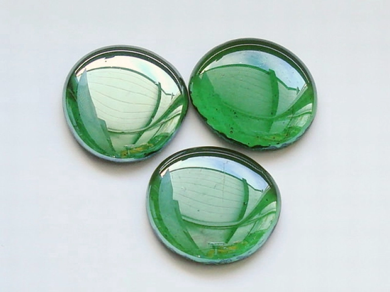Glass Pebbles 43-45 mm Emerald Green | Shimmering Surface | 1 Kg | Glass Nuggets